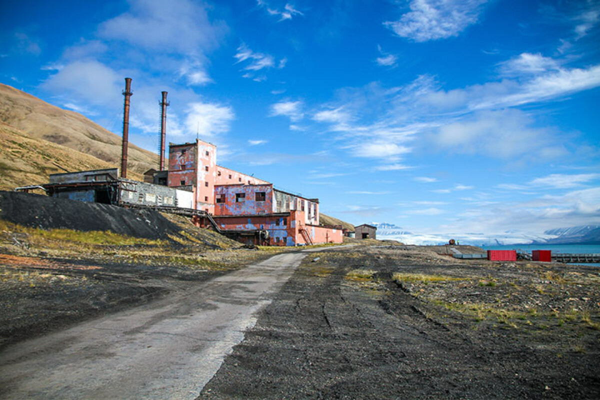 Pyramiden - grad u kojem danas žive 2 stanovnika i polarni medvjedi