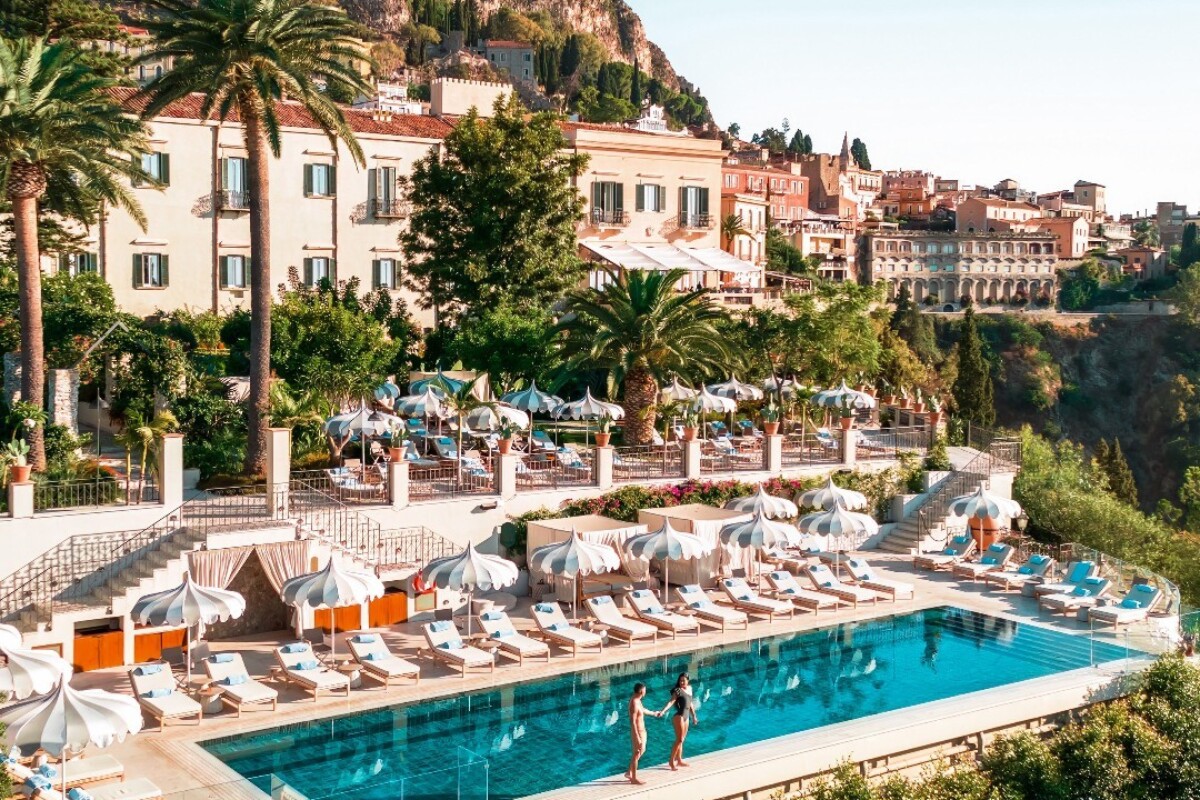 Luksuzni hotel u Taormini na Siciliji s bazenom i pogledom na more – poznat iz serije The White Lotus