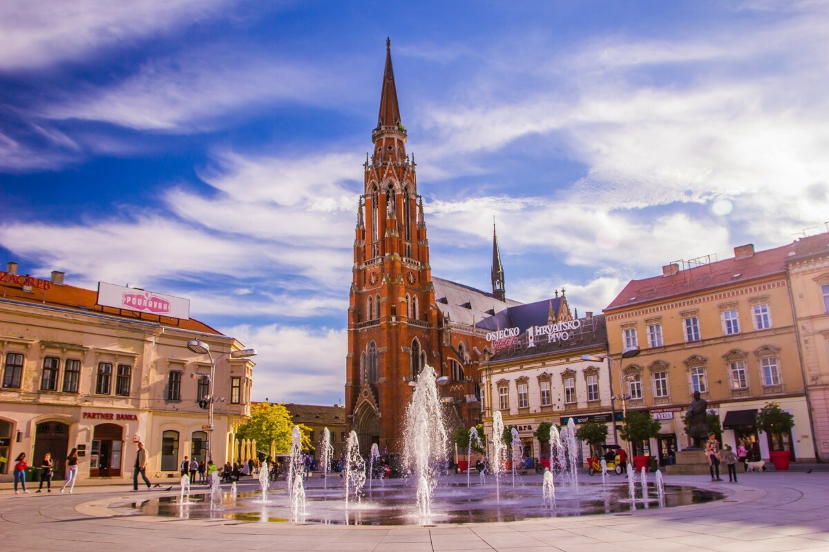 osijek-trg-konkatedrala