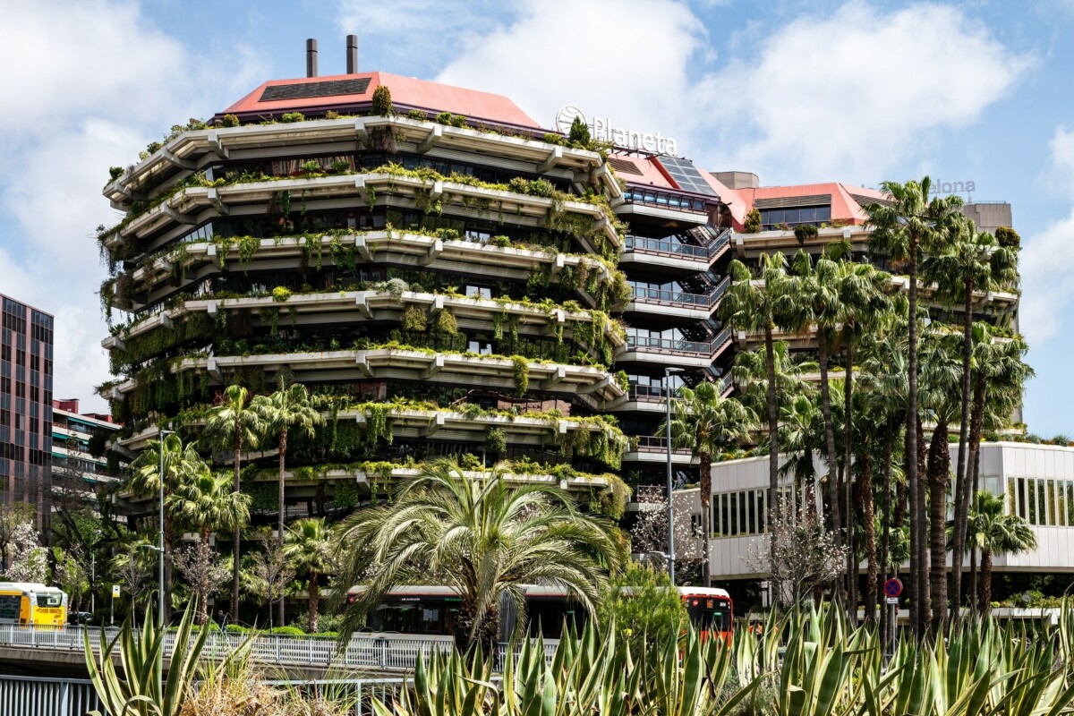 edificio planeta