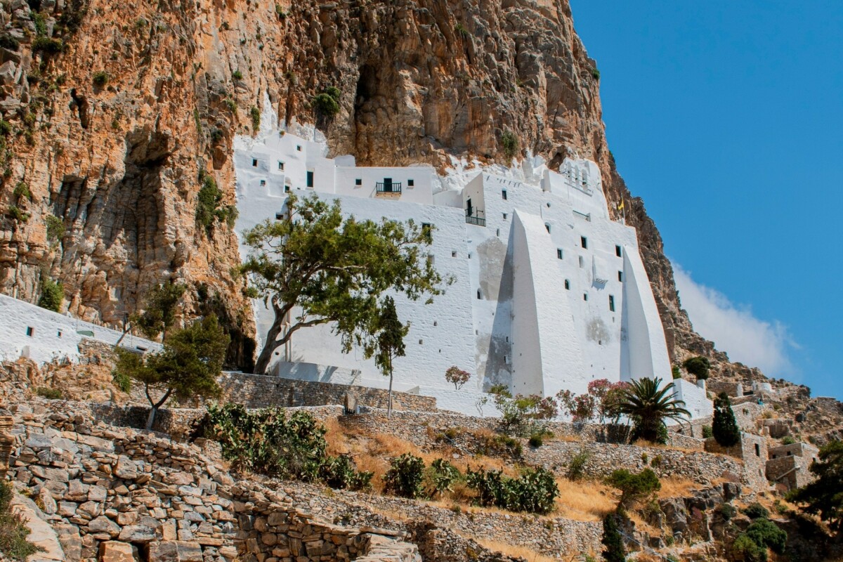 samostan-hozoviotissa-amorgos-grcka
