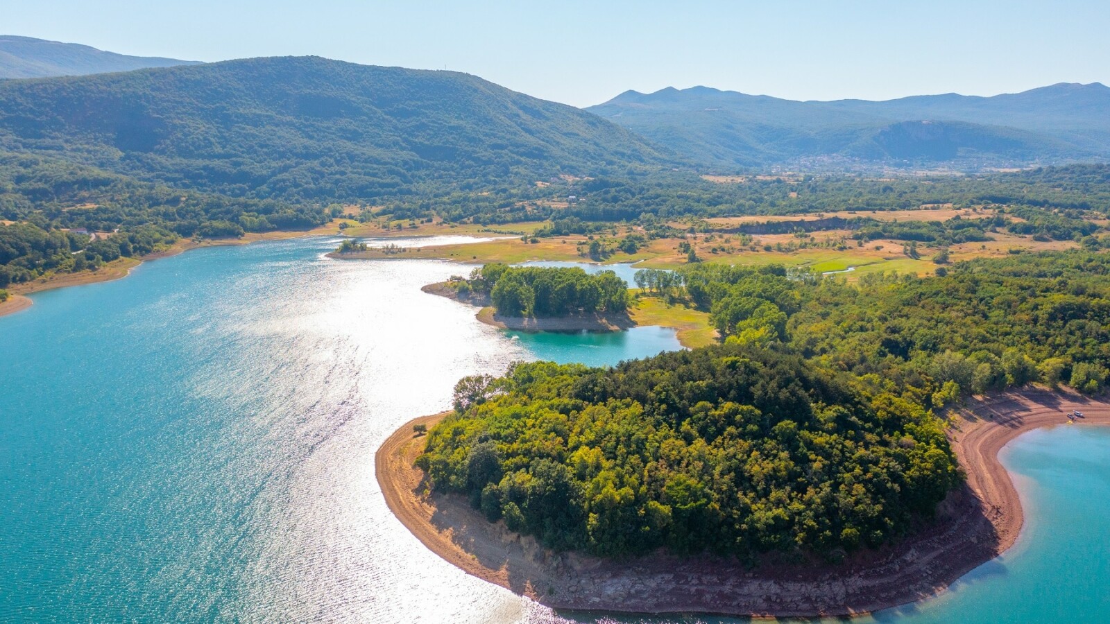 jezero-peruca-vrlika-pogled