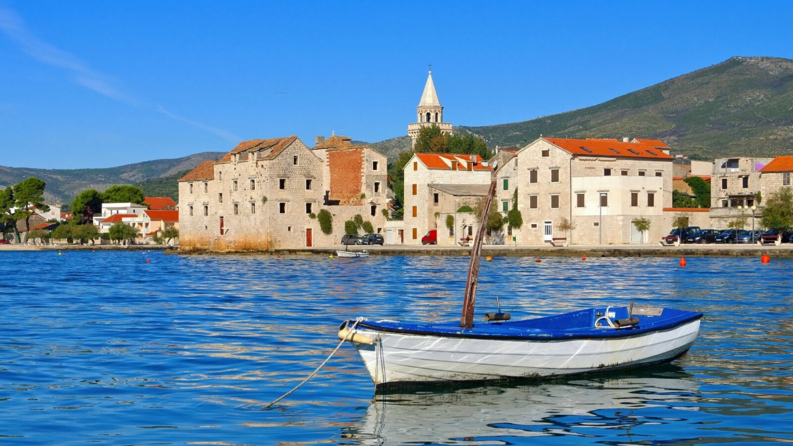 kastela-more