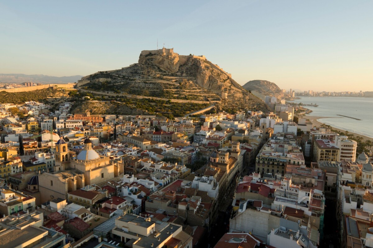 alicante-dvorac-svete-barbare