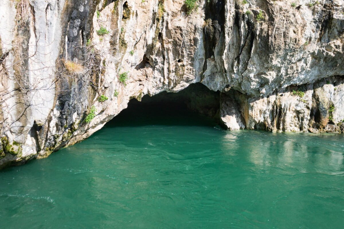 vrelo-bune-blagaj-pecina