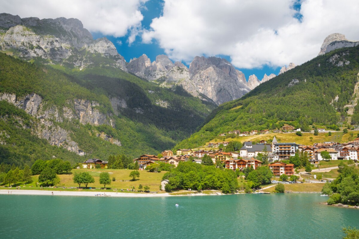 jezero-molveno-italija-dolomiti Manja talijanska jezera: Molveno