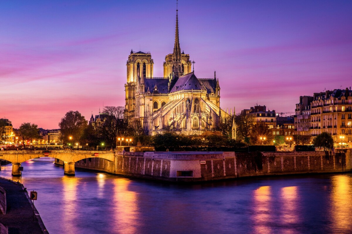 notre-dame-pariz