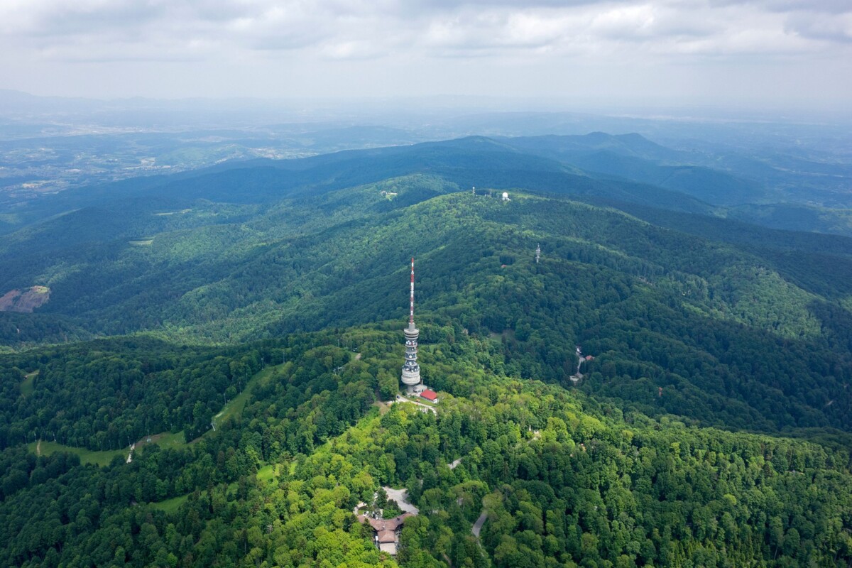 Naslovna -medevdnica Park prirode Medvednica