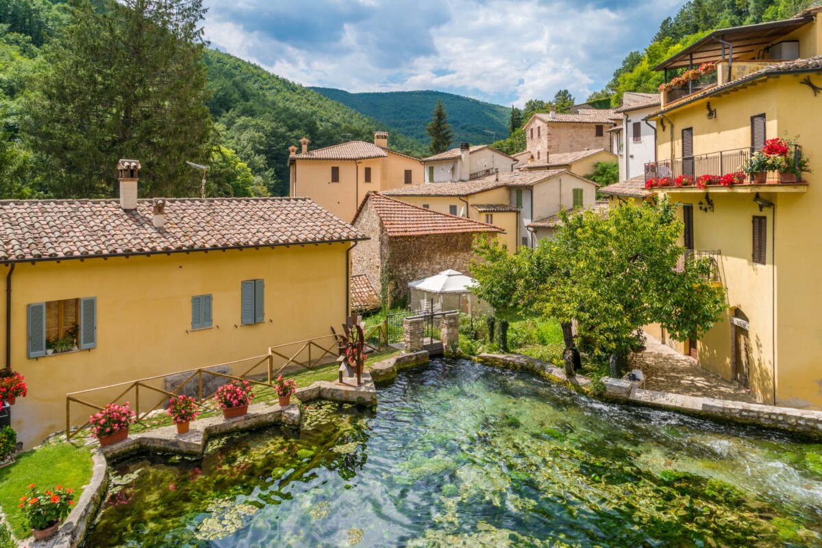 Selo Rasiglia u Italiji