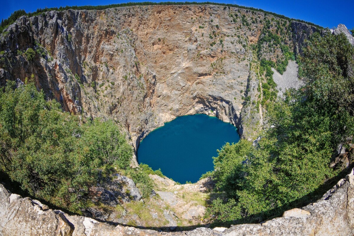 crveno-jezero-imotski