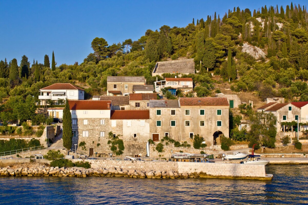 otok-osljak-arhitektura