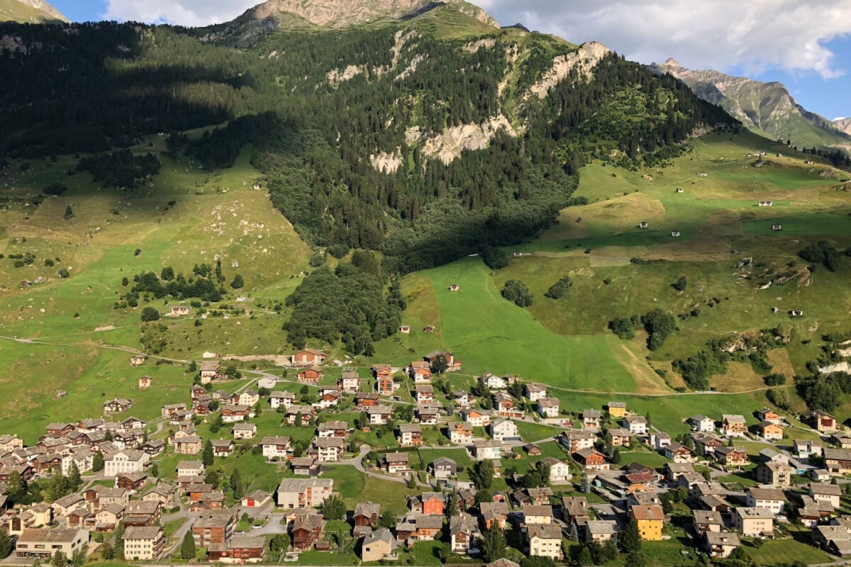 svicarska-Graubunden Službeni jezici u Švicarskoj: kanton Graubünden