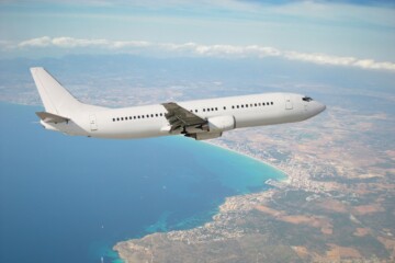 Let avionom iznad mora u Europi