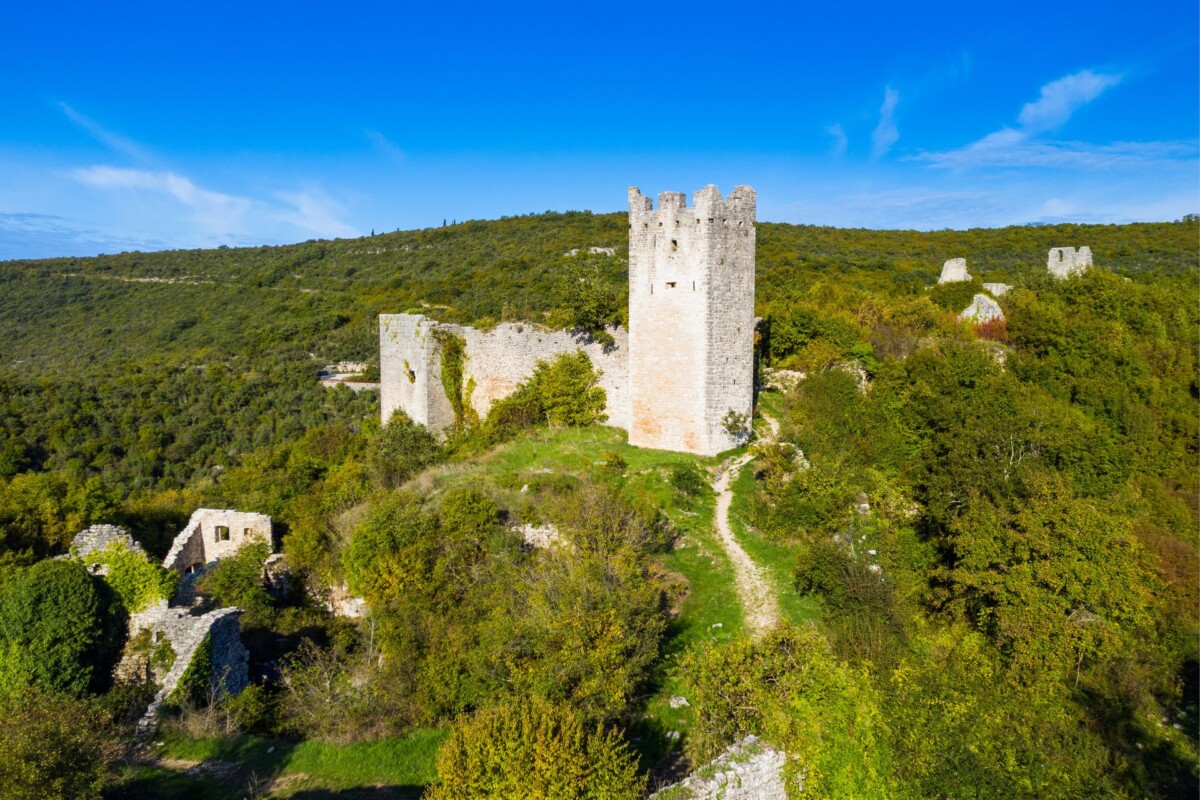 dvigrad-ruševine-istra21 Dvigrad