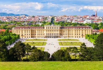 Dvorac Schönbrunn u Beču i vrtovi koji ga okružuju
