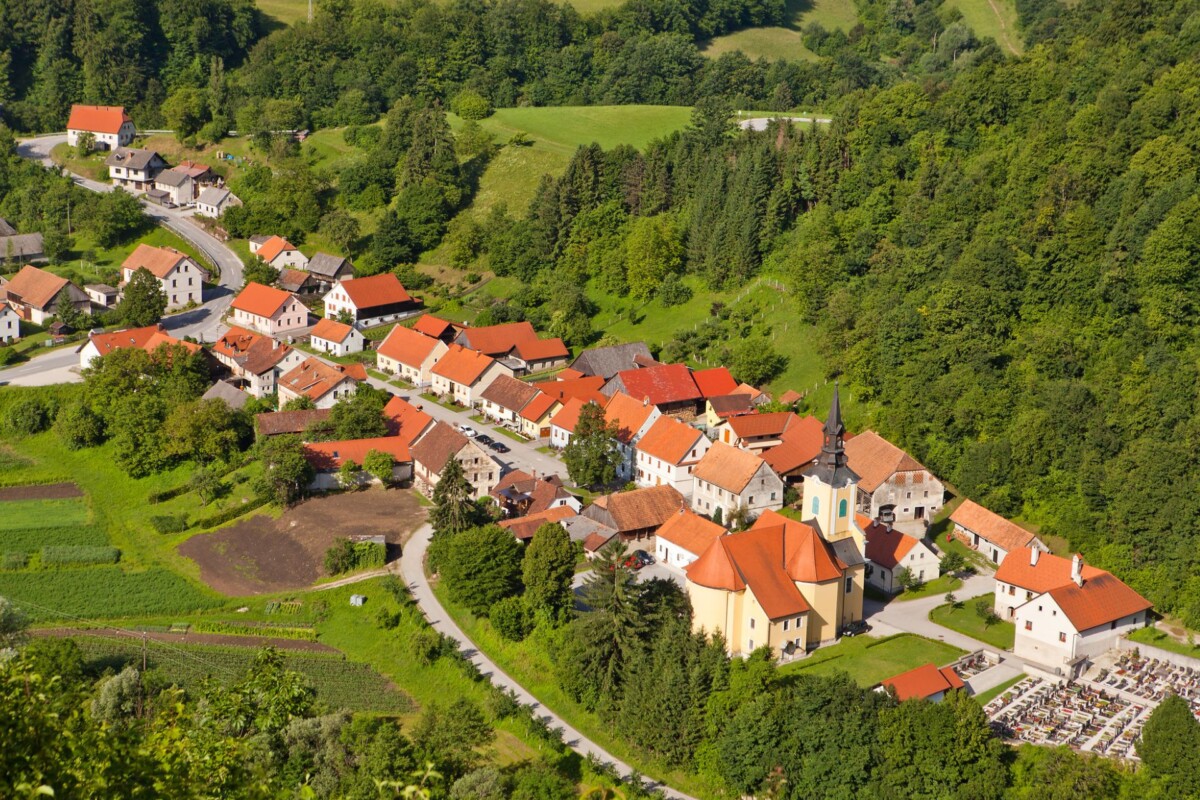 mjesto-podsreda-slovenija