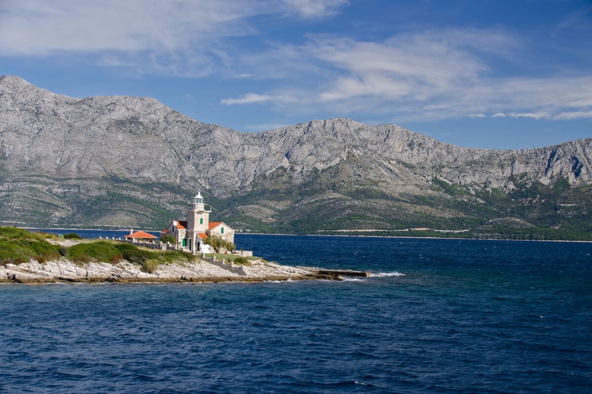 Hvar je najduži otok u Hrvatskoj