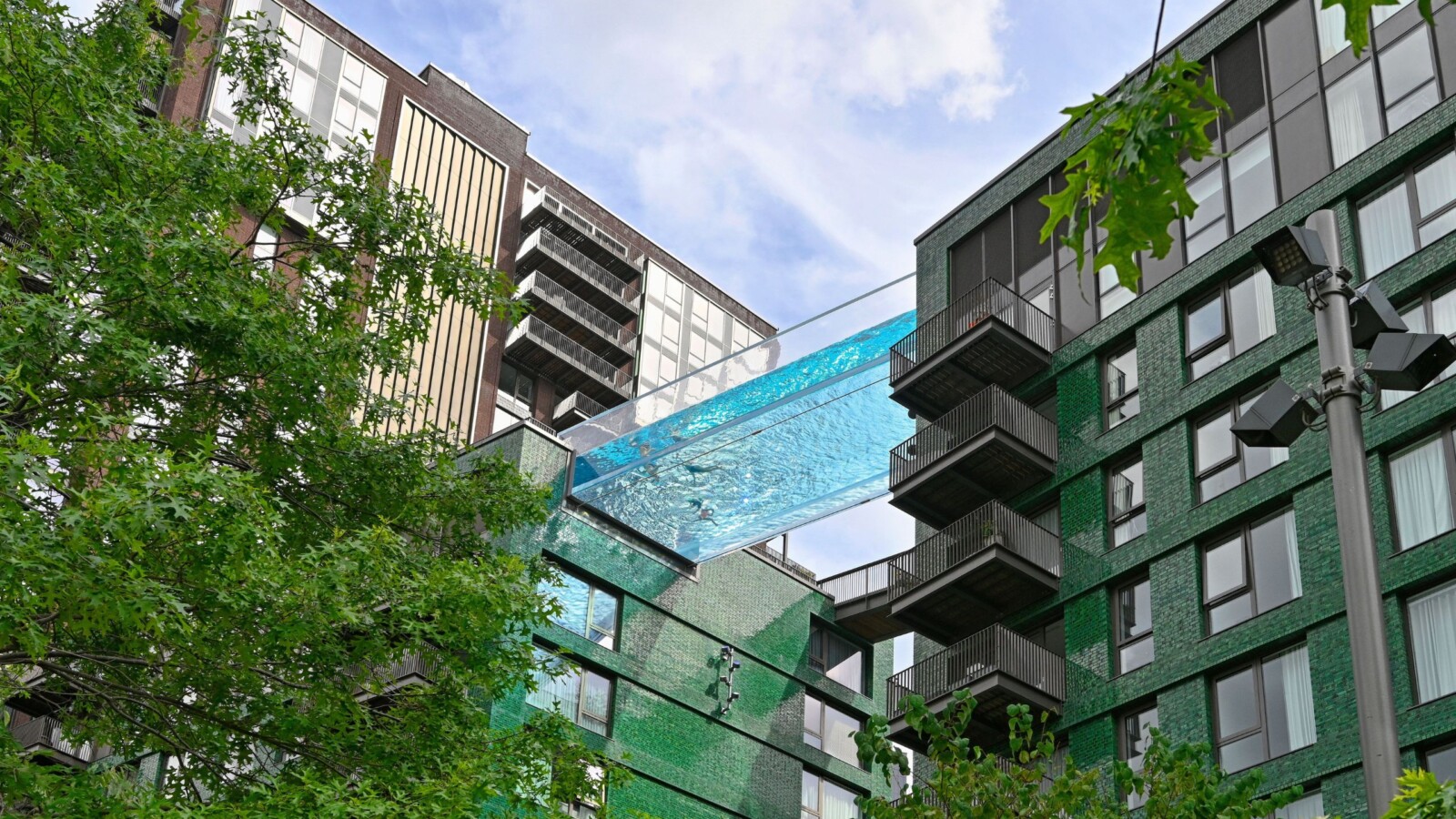 Sky pool u Londonu