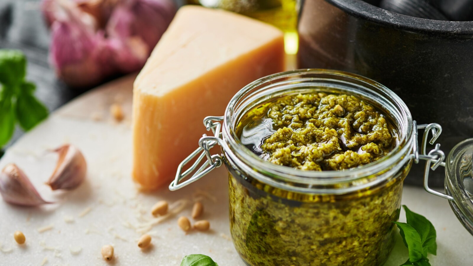 Pesto alla Genovese umak u staklenci