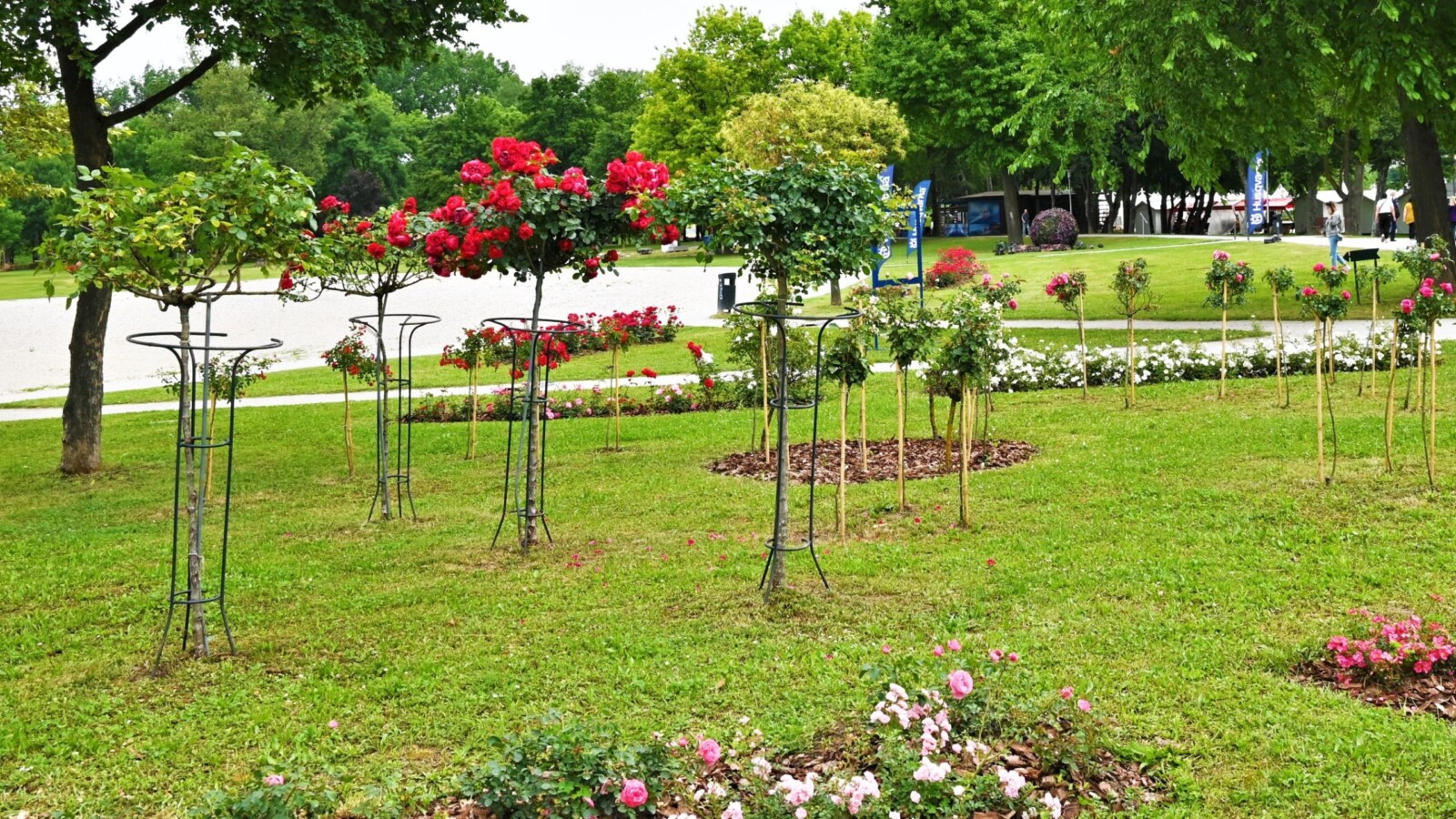 floraart-bundek Izložba Floraart na jezeru Bundek
