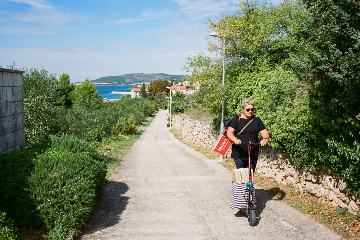 otok-prvic-staza