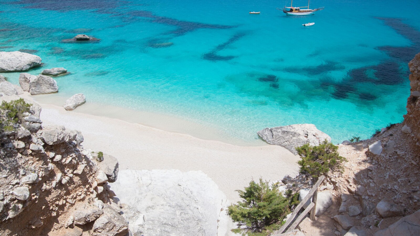 Cala Goloritze-Sardinija-plaza plaža Cala Goloritzé