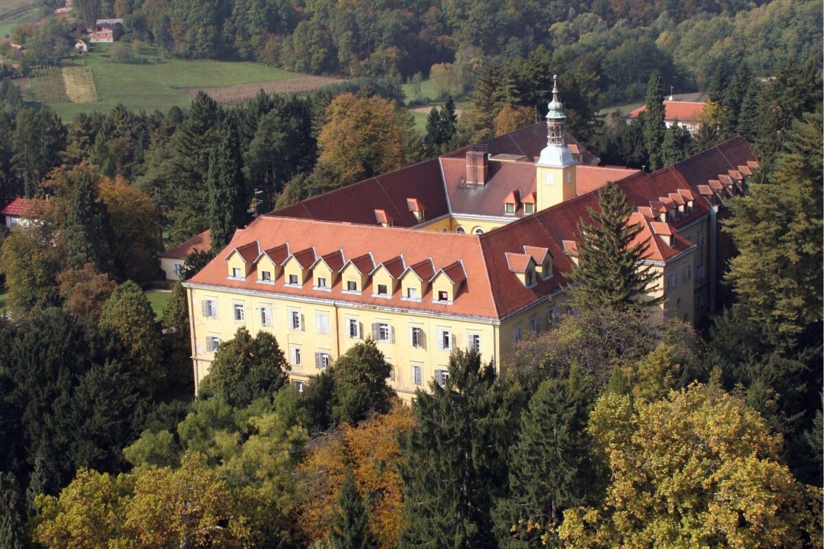 Dvorac Klenovnik je najveći dvorac u Hrvatskoj