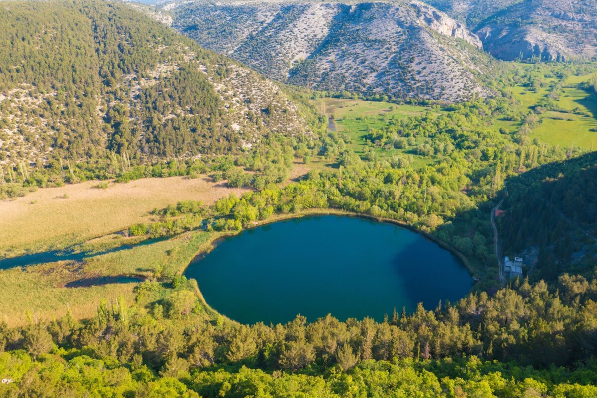 jezero-izvor-torak-nacionalni-park-krka-2