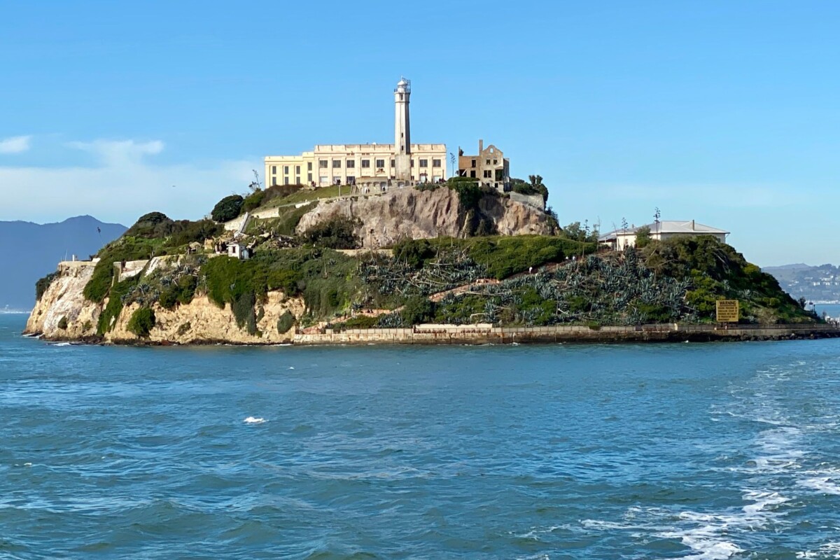 zatvor-alcatraz-more