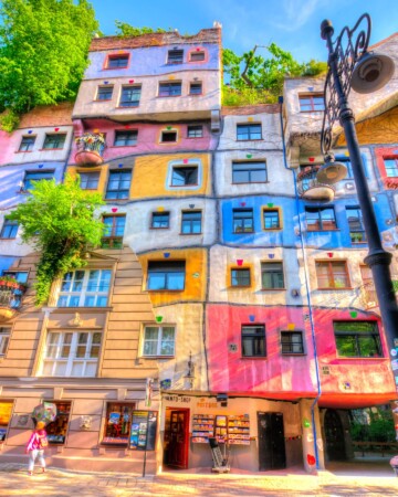 Hundertwasserhaus Bec Austrija1