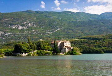 Jezero Toblino
