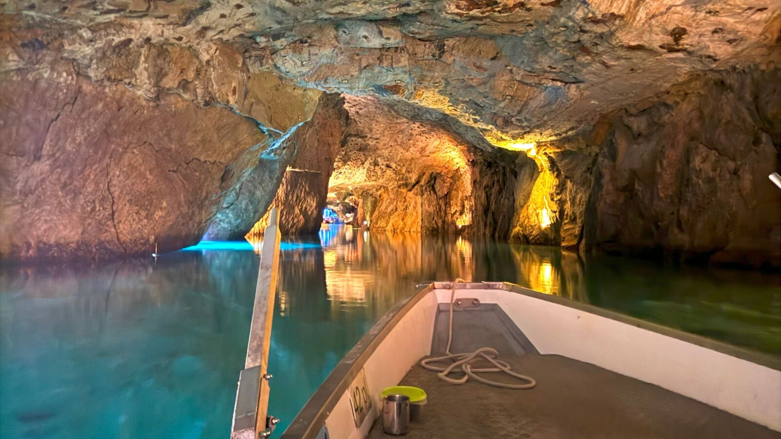 podzemno-jezero-valais-svicarska