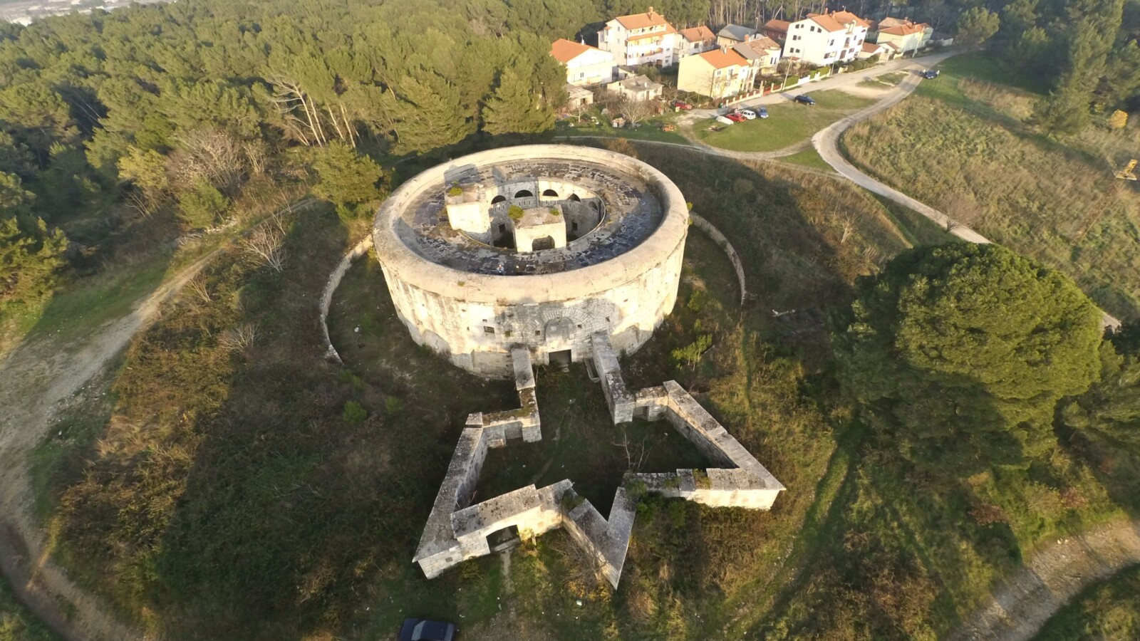 Utvrda Fort San Giorgio u Puli