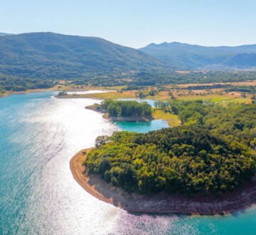 jezero-peruca-vrlika-pogled