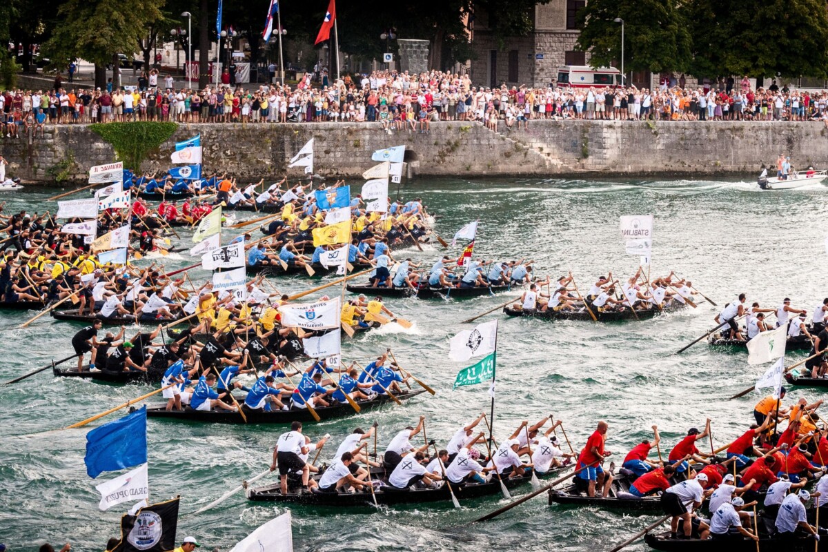 Maraton lađa na Neretvi