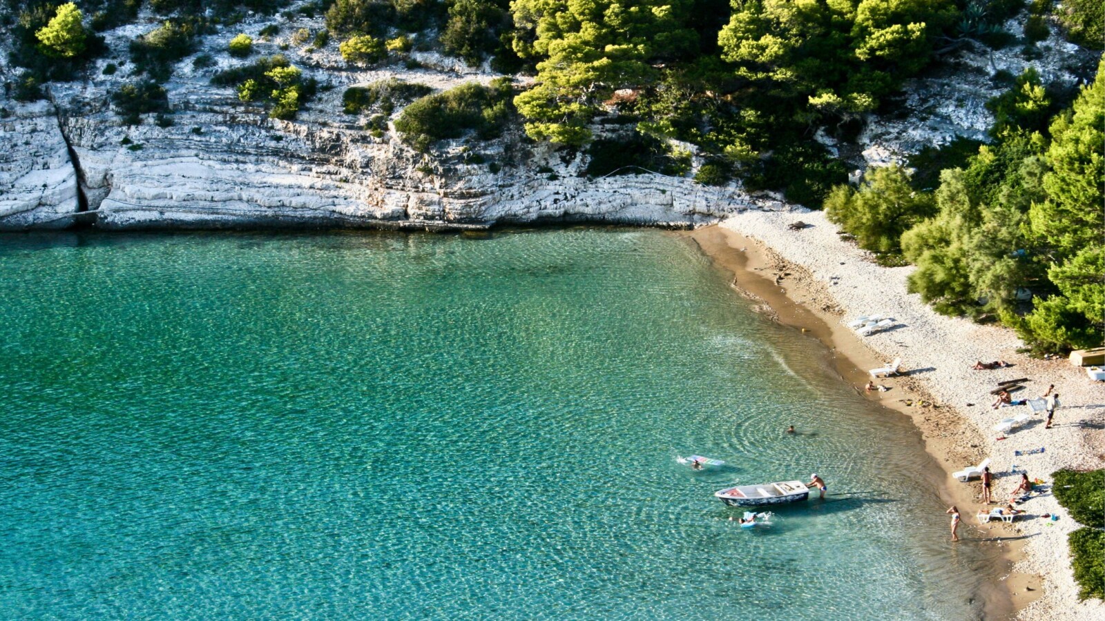 plaza-porat-bisevo Plaža Porat na Biševu