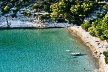 plaza-porat-bisevo Plaža Porat na Biševu