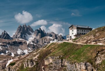 planinarski dom Rifugio Auronzo pored Tri vrha Lavareda