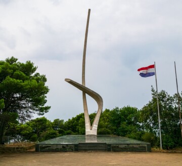 Spomenik Galebova krila