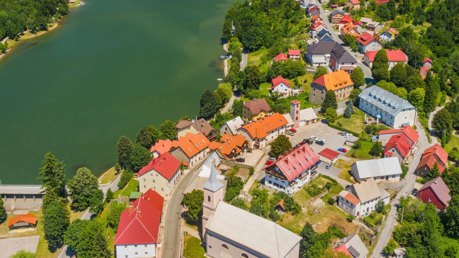 jezero-bajer-fuzine