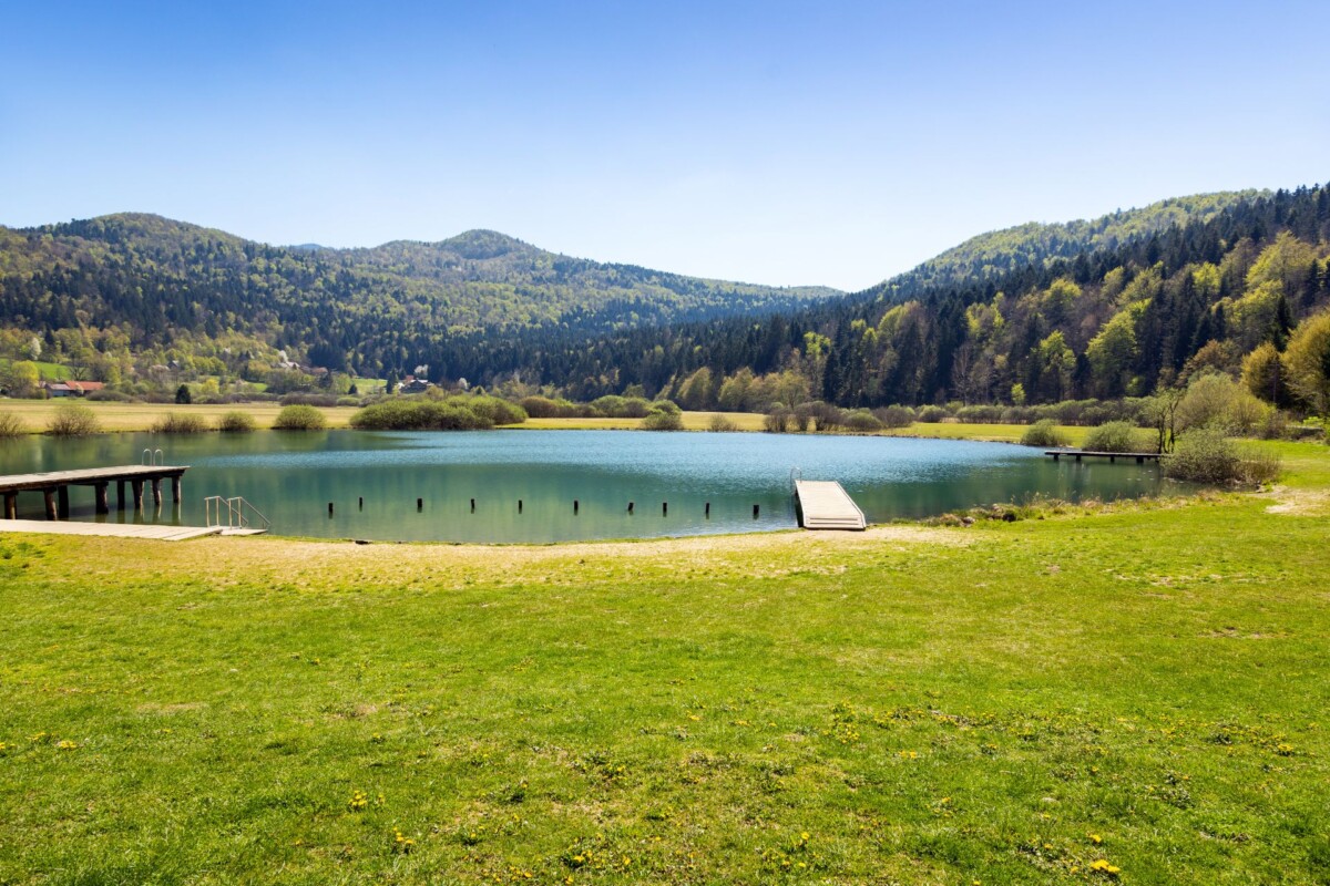 Podpeško jezero