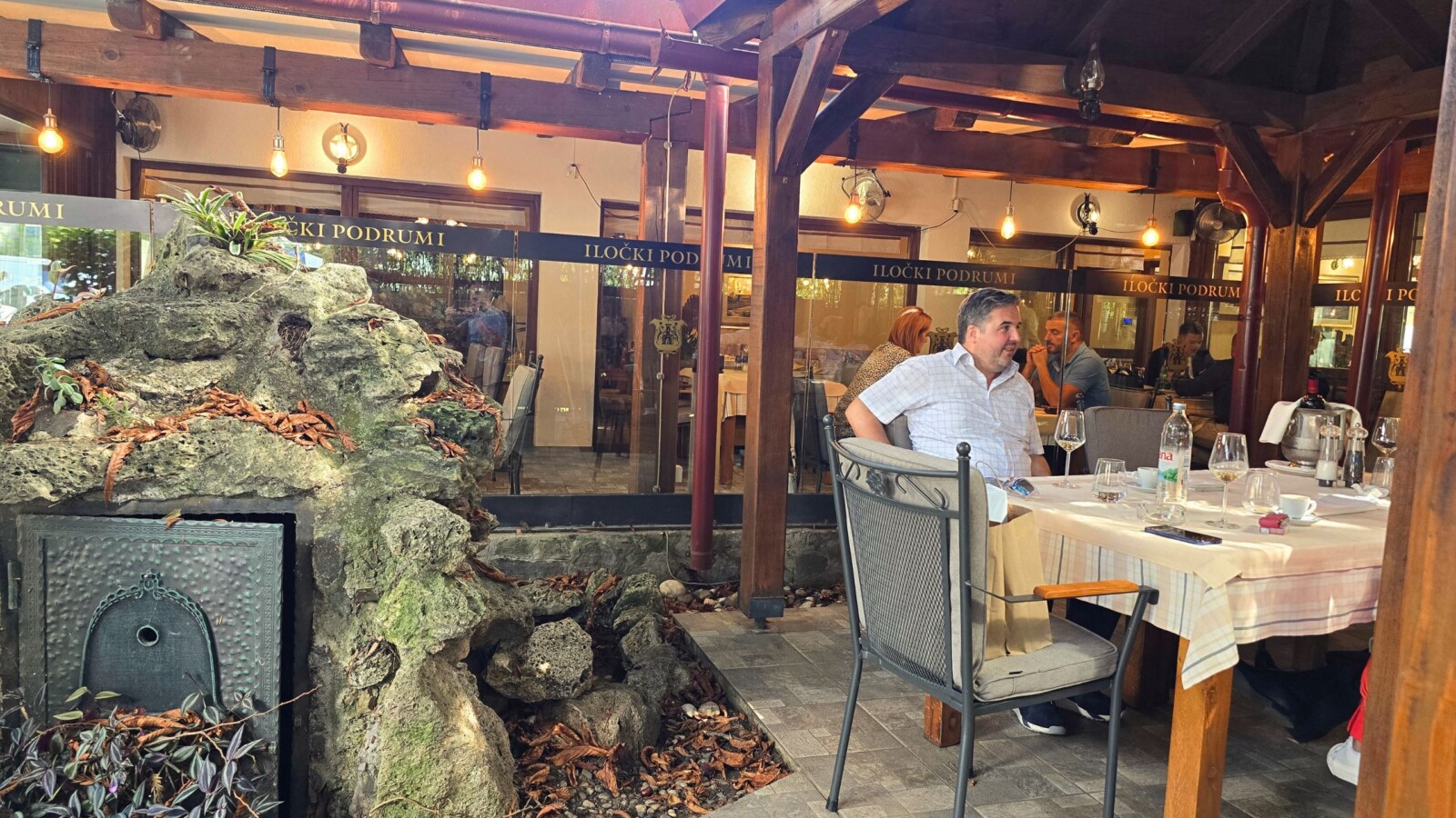 restoran-potkova-kajzerica