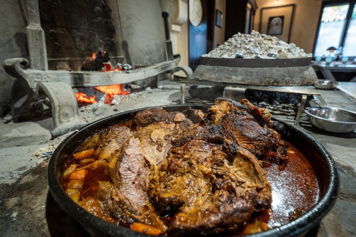 Konoba-Alla-Beccaccia-fazana-peka-kamin