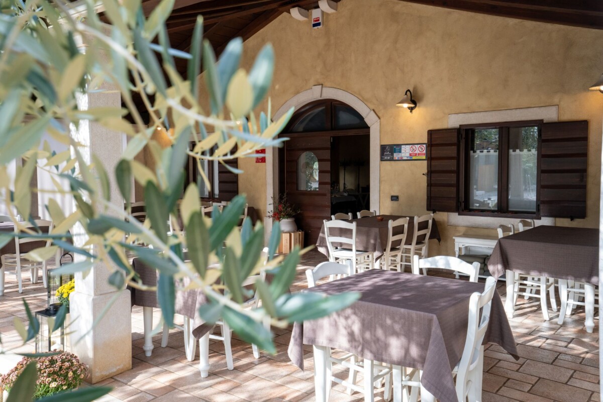 Konoba-Alla-Beccaccia-terasa Terasa restorana konoba Alla Beccaccia