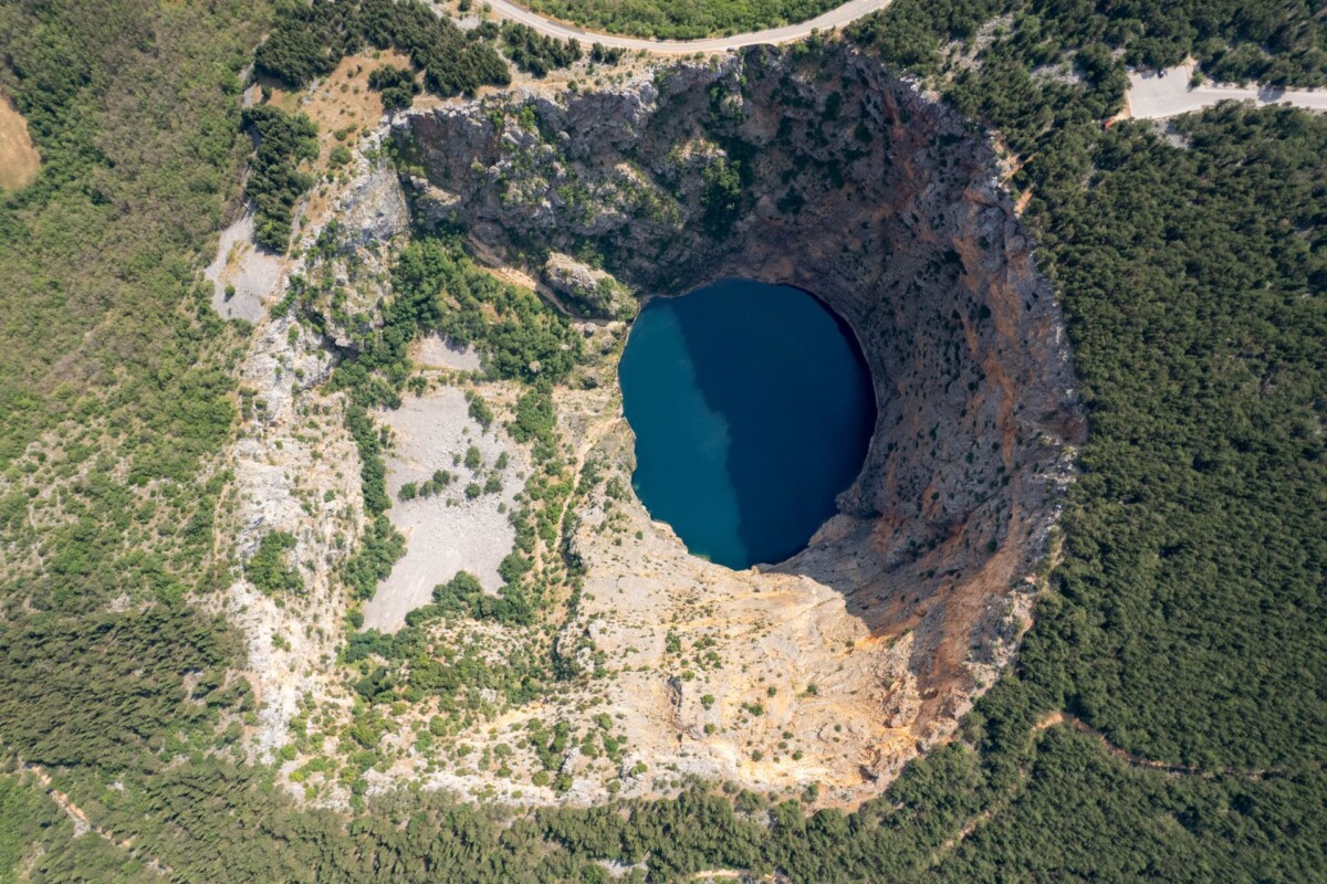 crveno-jezero-imotski
