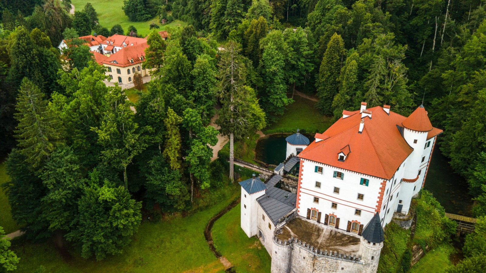 Dvorac Snežnik