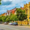 europska-avenija-osijek Europska avenija u Osijeku pogled na stabla i palače s ceste