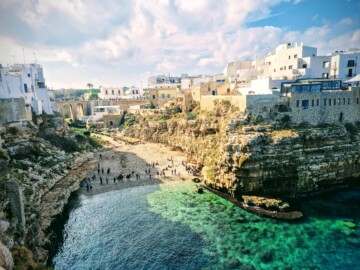 Polignano-a-Mare-plaza
