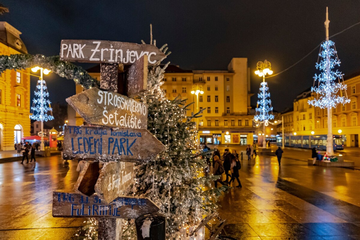 advent-u-zagrebu-trg