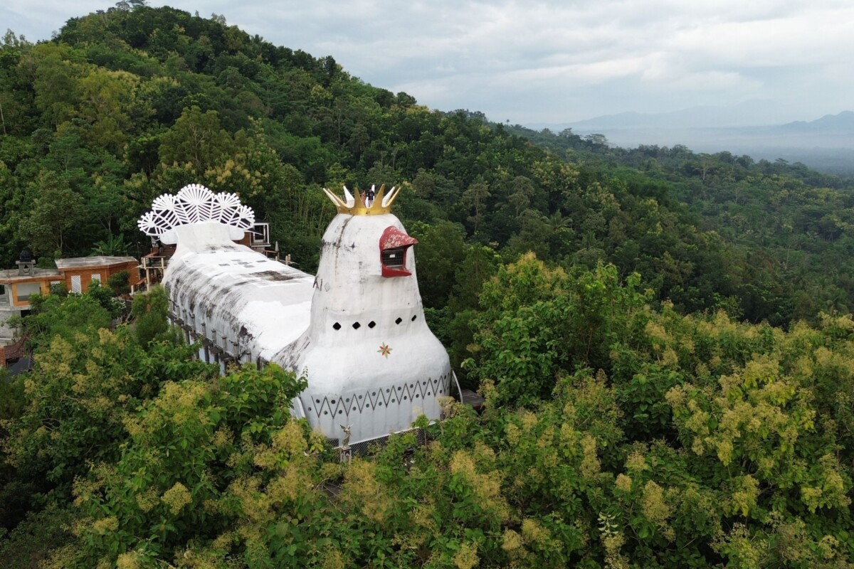 Crkva u obliku kokoši na indonezijskom otoku Java